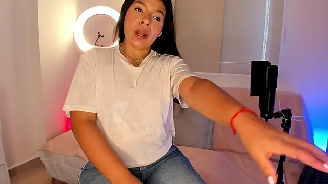 miaa daniels online show from November 22, 5:15 pm