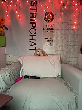 TrenaAnne online show from March 10, 2:54 pm