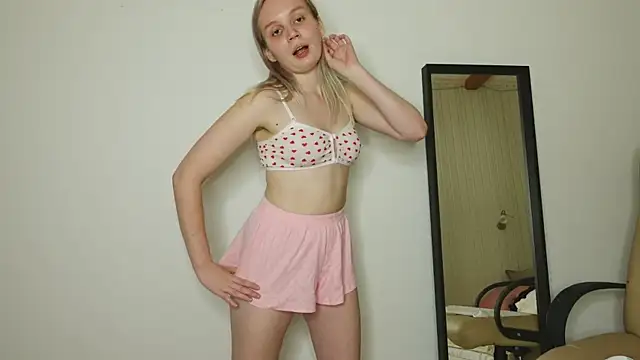 Beatrica Klein online show from October 14, 4:09 pm