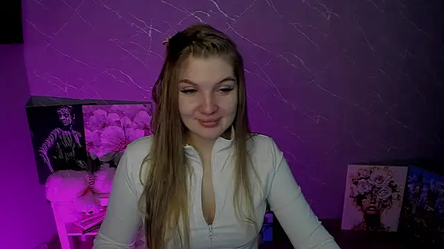 lily williamss online show from May 15, 11:18 pm