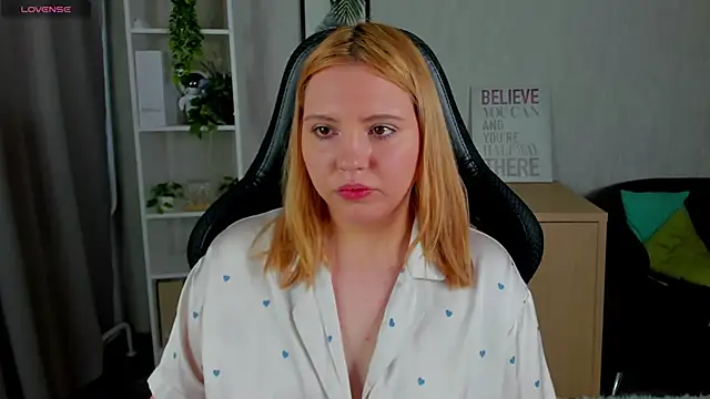 Stacy Luv online show from February 11, 9:22 am