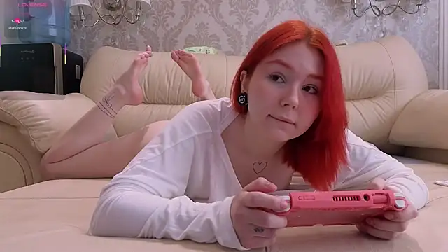 hannah lourens online show from June 6, 11:27 am