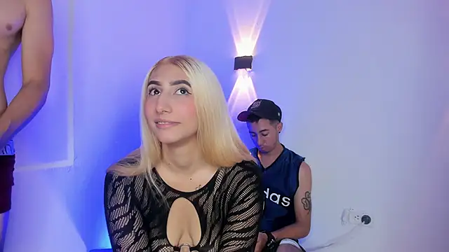 Threesome-no-mercy online show from September 17, 7:34 pm