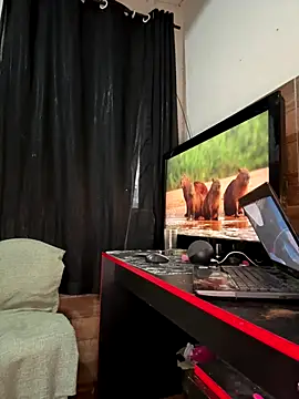 izumikarol online show from December 15, 8:03 pm