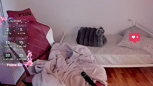 Domina Deivis online show from December 3, 2:41 pm