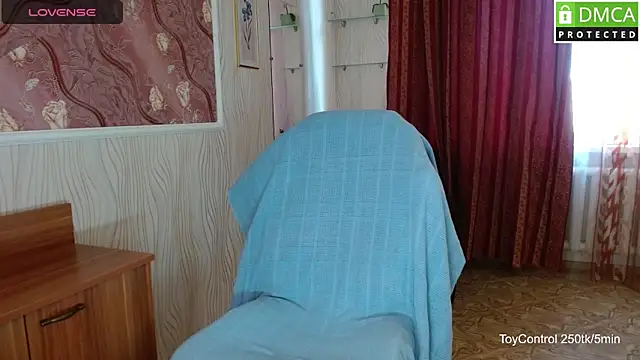 Linda Ernestine online show from April 21, 7:04 am