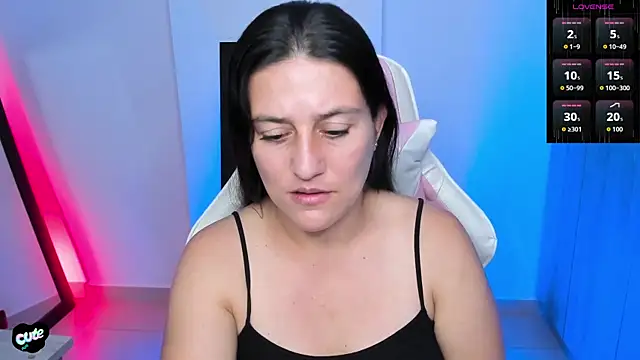 Saskyaa online show from February 10, 2:31 pm