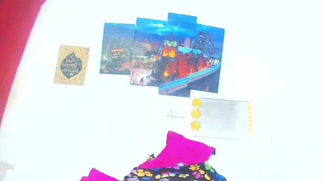 I AM JULIETA SQUIRTS online show from April 10, 7:25 am