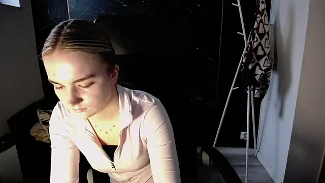 viktoria lovely online show from November 9, 12:34 pm