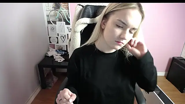 viktoria lovely online show from December 19, 12:41 pm