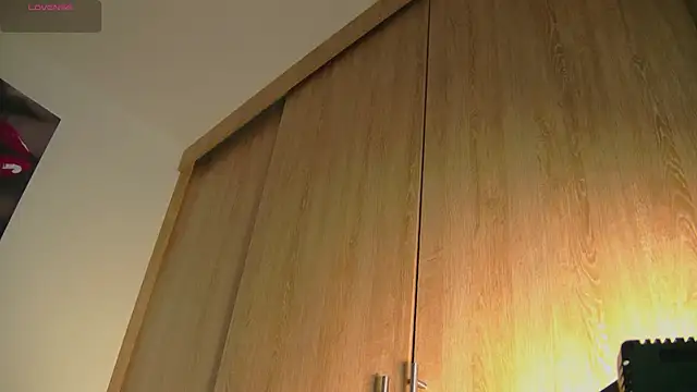 aidaadams online show from October 13, 11:35 am