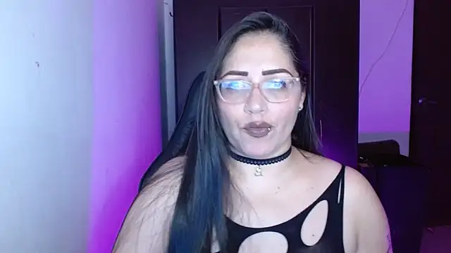 natashasmithe online show from September 24, 2:43 am