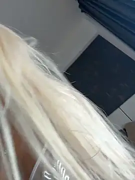 Angel-Barbie online show from February 3, 2:53 am