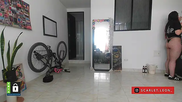 Scarletleon77 online show from September 16, 4:15 pm