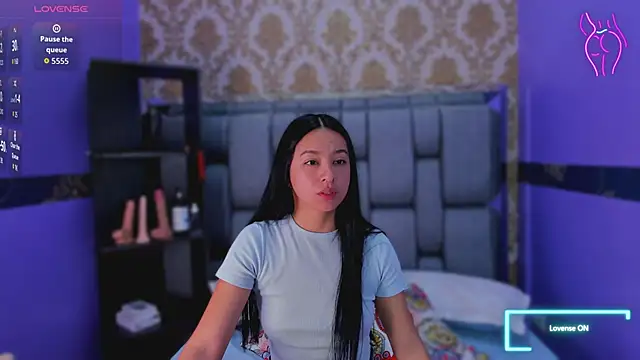 Lila Pinky online show from October 20, 12:19 pm