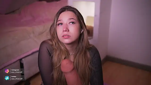 lilith gray9 online show from September 18, 4:33 am