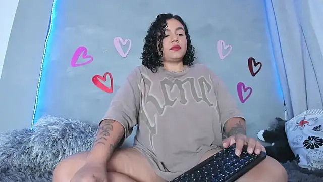 Alexxxholy online show from March 11, 12:52 pm