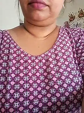 Ravina patil1 online show from June 7, 7:15 am