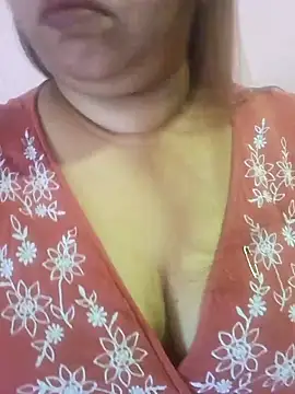 Ravina patil1 online show from May 1, 7:22 am