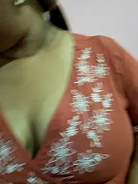 Ravina patil1 online show from July 10, 1:33 pm