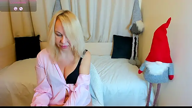 Anny Jey  online show from December 21, 9:41 pm