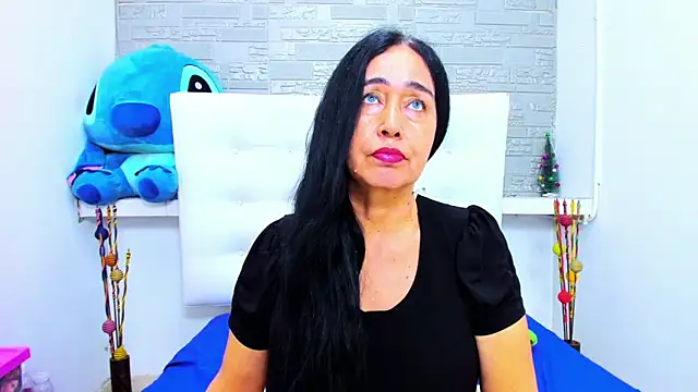 HorniestMilf online show from September 23, 12:42 am