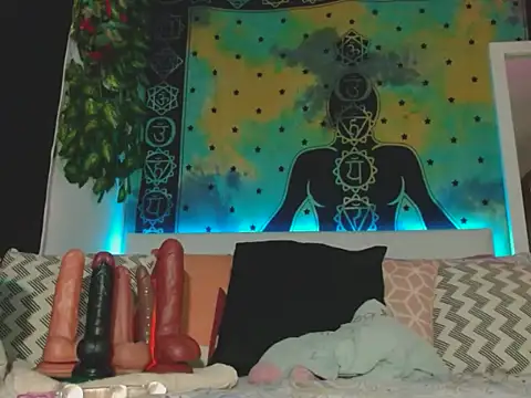 chanel 1041 online show from March 6, 11:00 pm