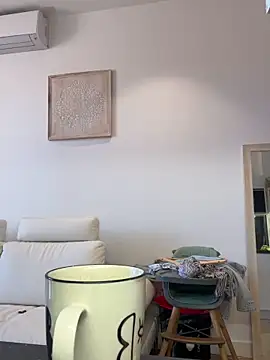 lyajoliee online show from April 15, 9:10 am