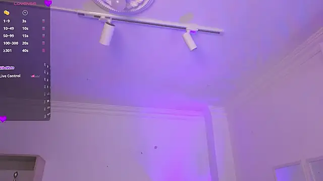 Aleejaa   online show from April 15, 11:33 am