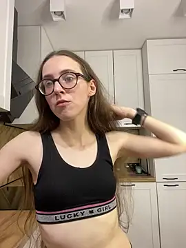 MartiniiSelenna online show from September 23, 7:39 am