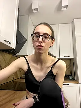 MartiniiSelenna online show from September 25, 7:40 am