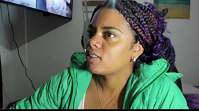 ladyrd1 online show from October 1, 5:34 am