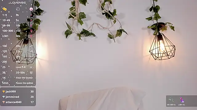 melanieecox online show from February 6, 3:21 am