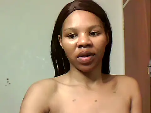 MAZINGDIVA1994 online show from June 13, 7:44 pm