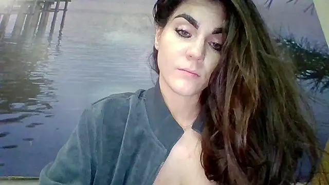 AliceTailor online show from April 16, 9:39 pm