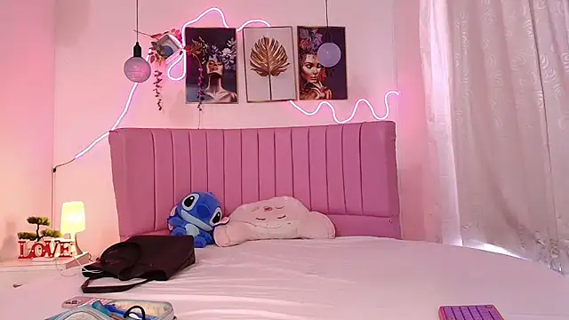 Azul horney online show from March 5, 9:43 pm