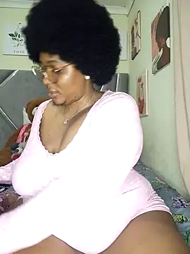 CocoBootyyy online show from September 28, 10:15 pm