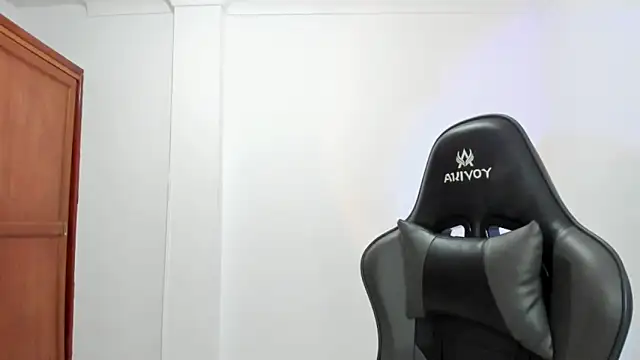 Tammy-Bliss online show from October 7, 3:11 am