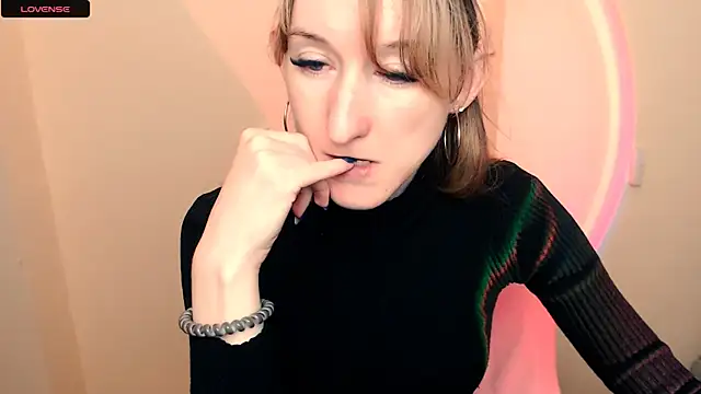 AmandaSell online show from October 15, 9:01 am