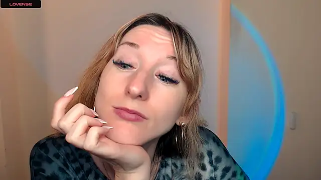 AmandaSell online show from September 23, 7:39 am