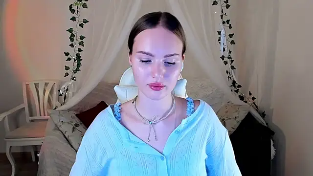 MishkaMe online show from September 9, 4:51 pm