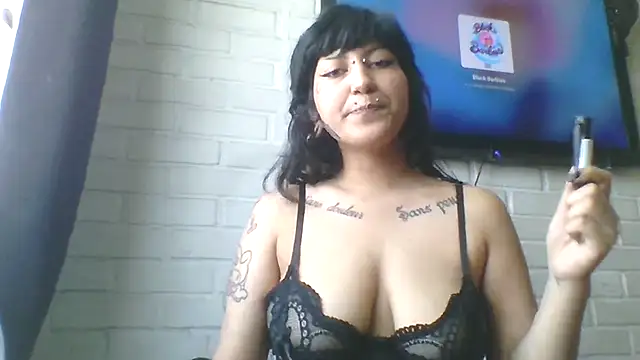 toxikkka online show from November 18, 5:58 pm