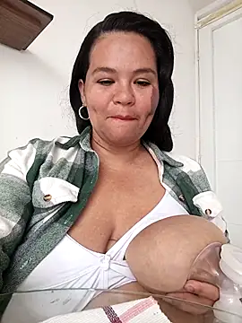 Julieta-tits online show from April 17, 1:24 pm