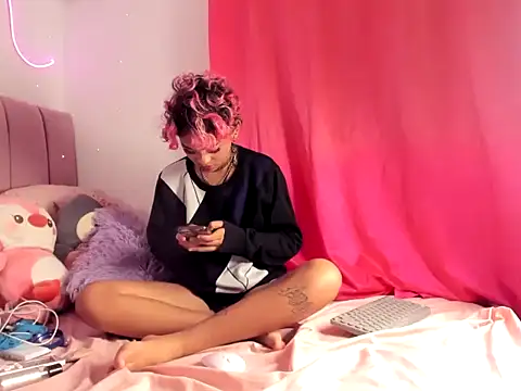 lilith horny online show from June 2, 4:46 am