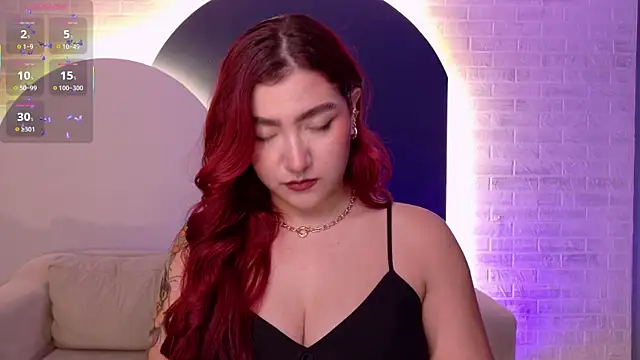 ViolettCastel online show from March 4, 7:31 pm