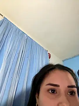 Kimmymadison- online show from October 4, 5:13 am