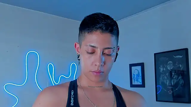 Aleja1214 online show from September 10, 11:27 pm