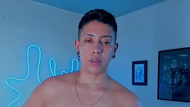 Aleja1214 online show from October 22, 5:23 am