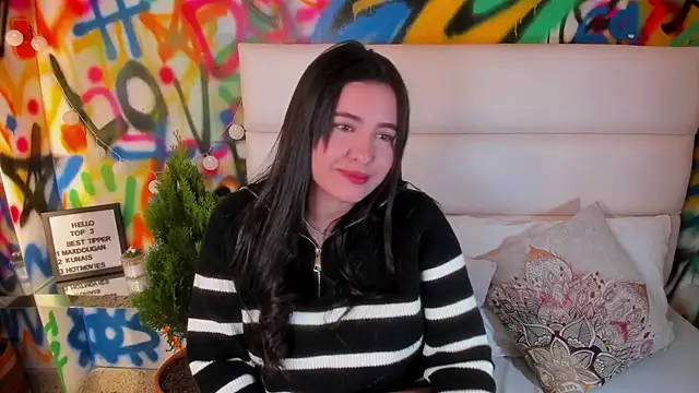 Liana Bernocchi online show from November 14, 9:15 pm