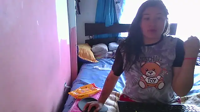 jhonson-agata online show from February 3, 6:34 pm
